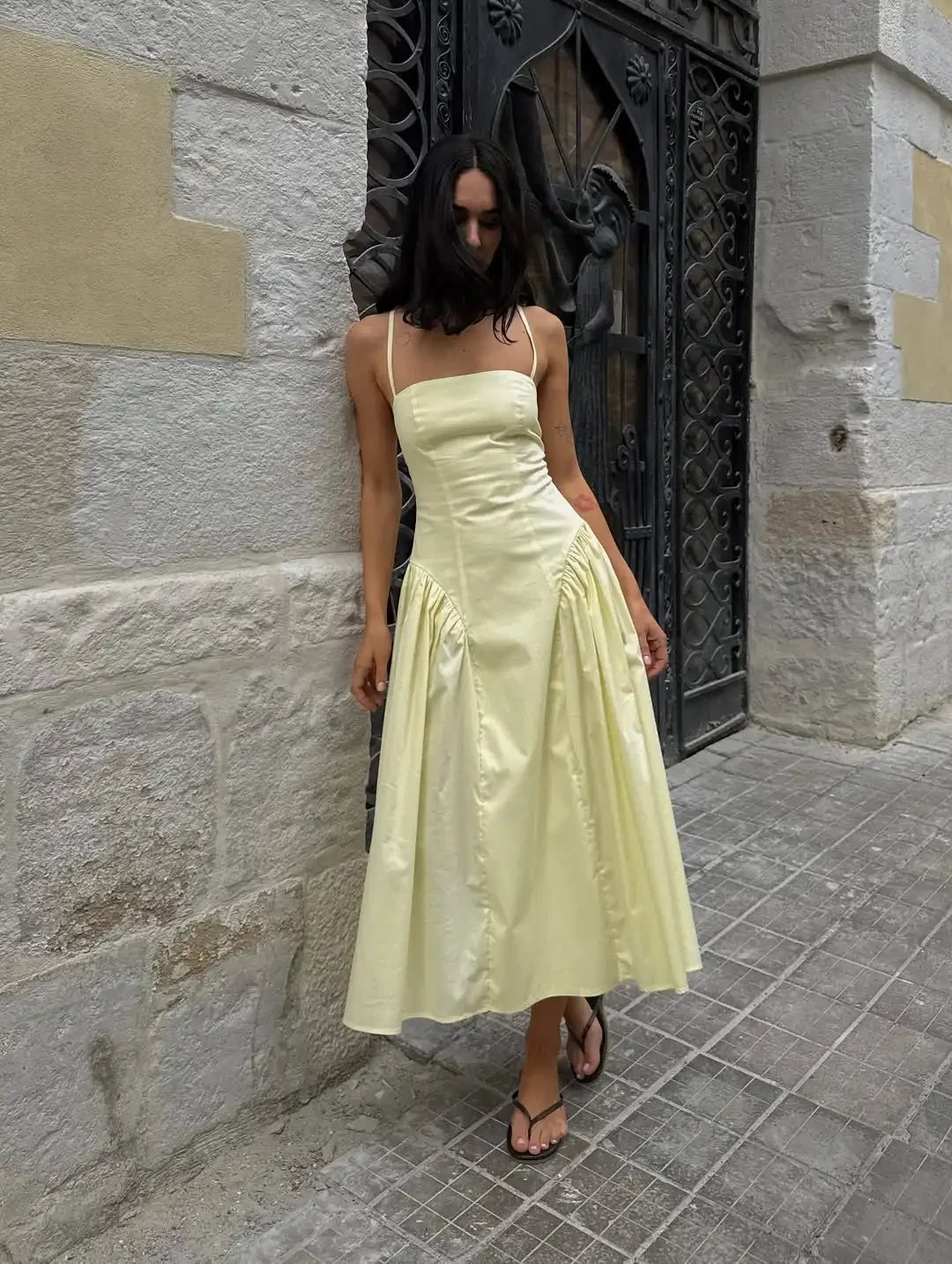 Solid Pleated Sling Dress Women Elegant Sleeveless Backless Off Shoulder Patchwork Midi Dresses 2026 Lady Vacation Street Robe
