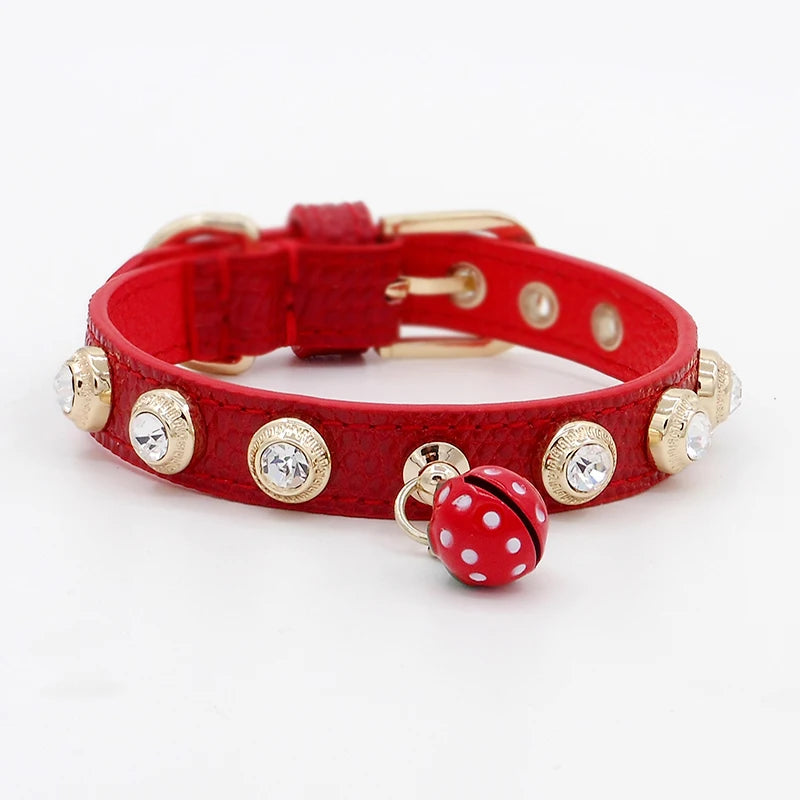 Pet Collars Crystal Charm Free Soft Genuiner Leather Big Diamond Dogs Cats Puppy Collars Necklace Poodle Papillon Chihuahua