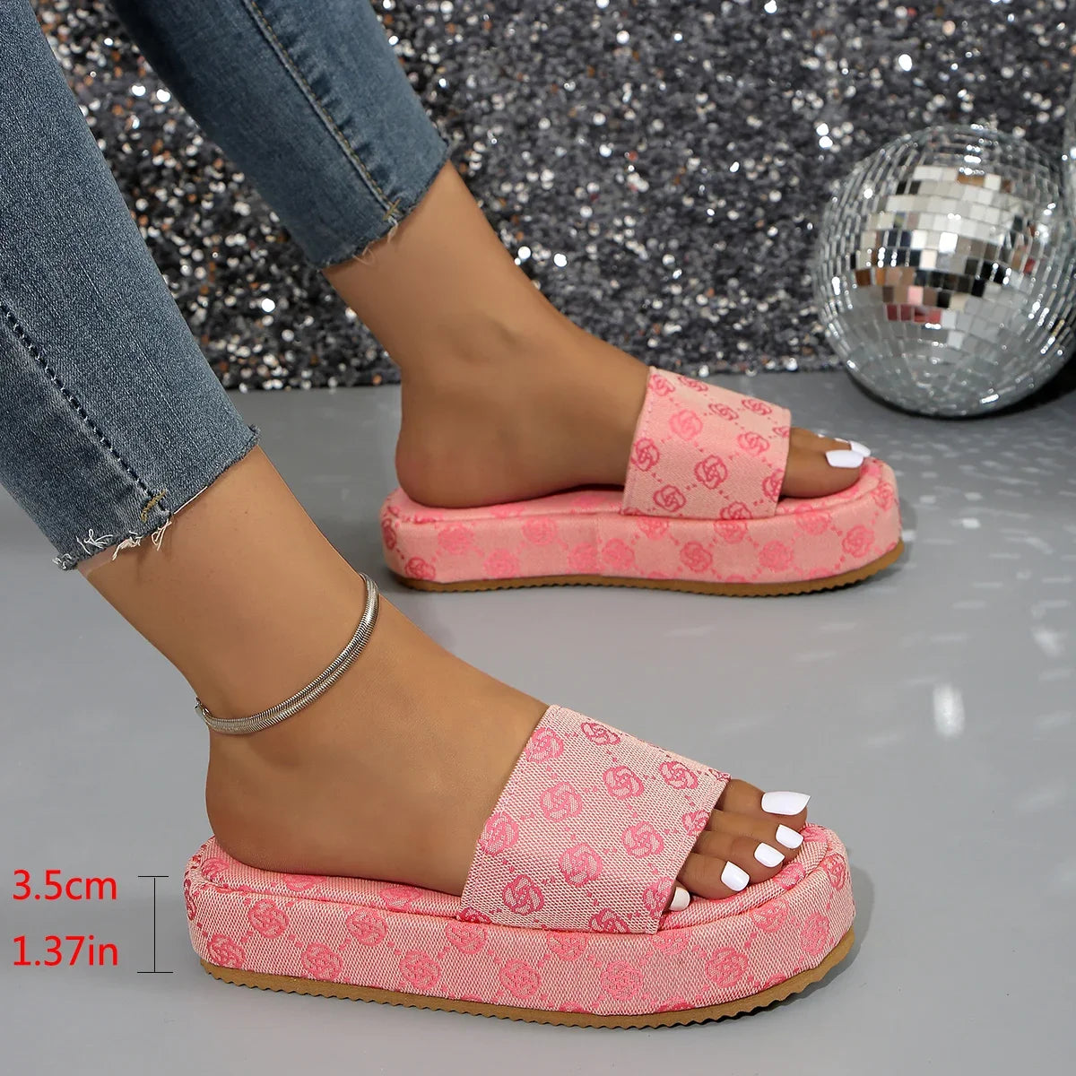 Women Platform Slippers 2024 Summer Slides Women Shoes Designer Flat Sandals Outdoor Floral Sandals Ladies Beach Shoes Sandalias